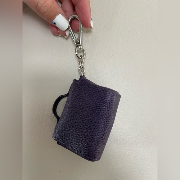 Michael Kors MINI purple micro tote keychain - Picture 4 of 9